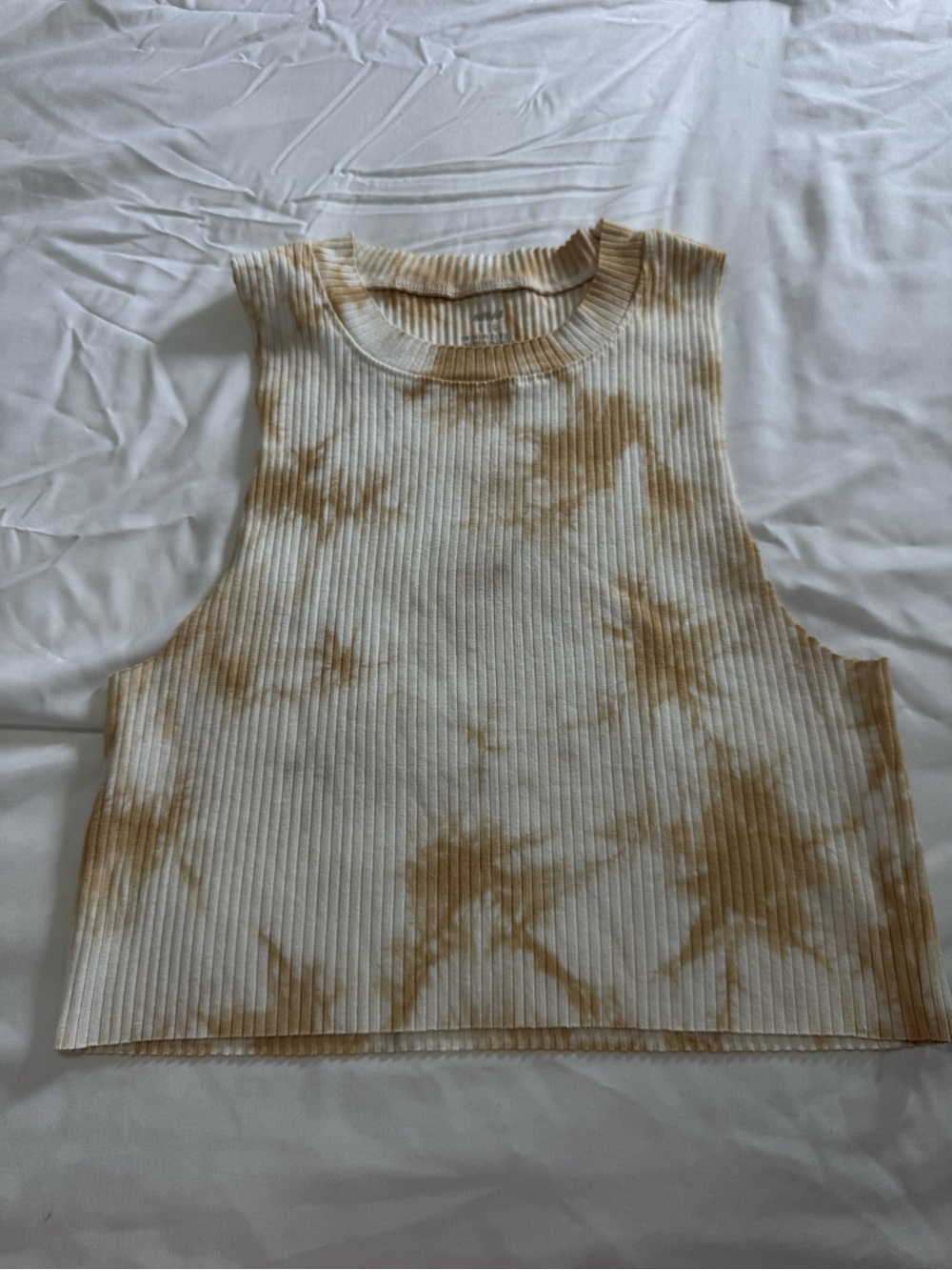 aerie Ribbed Tie-Dye Sleeveless Crop Tank in Cream and Tan